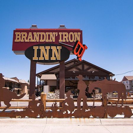 ווסט ילוסטון Brandin' Iron Inn מראה חיצוני תמונה